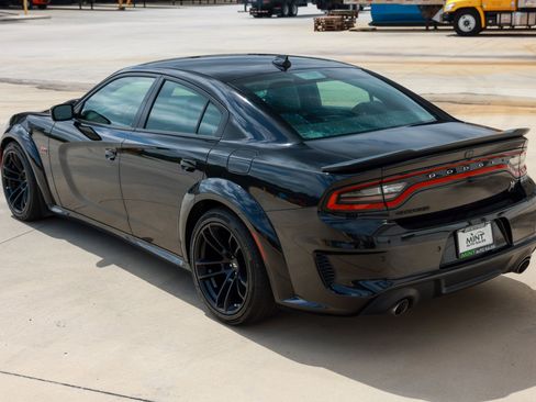 Used 2022 Dodge Charger Scat Pack RWD image 8