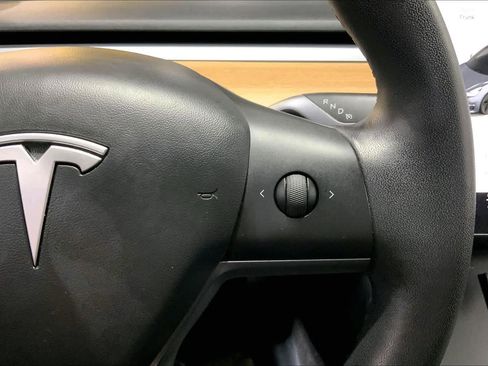 Used 2019 Tesla Model 3 Long Range image 24