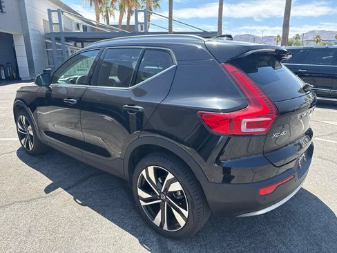 Used 2023 Volvo XC40 B5 Ultimate w/ Protection Package Premier AWD/4WD image 7