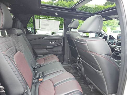 New 2026 Honda Pilot Black Edition image 13