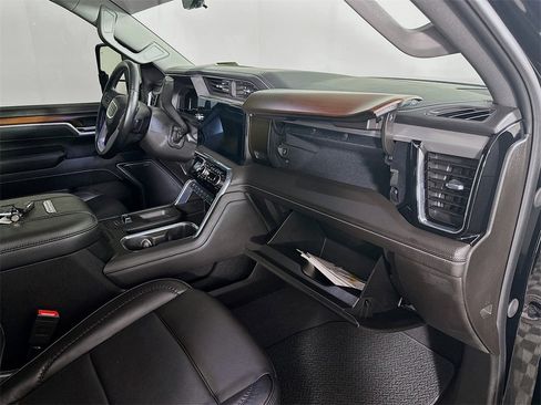 Used 2025 GMC Sierra 2500 Denali w/ Denali Reserve Package image 32