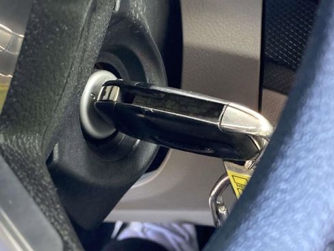 Used 2023 Ford Transit Connect XLT FWD image 26