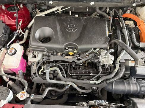Used 2022 Toyota RAV4 Limited AWD/4WD image 32