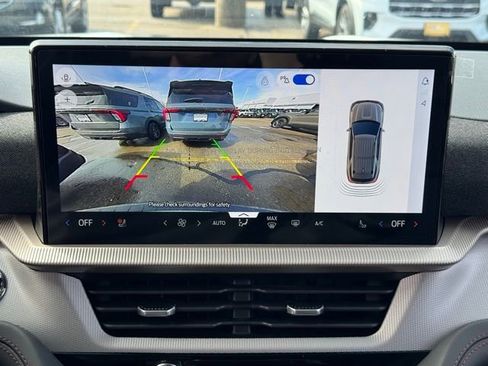 New 2026 Ford Explorer Active w/ Active Comfort Package image 4