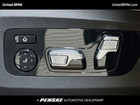 Used 2023 BMW XM AWD/4WD image 4