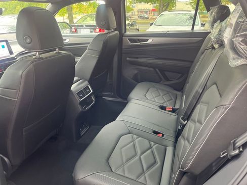New 2026 Volkswagen Atlas Cross Sport SE image 16