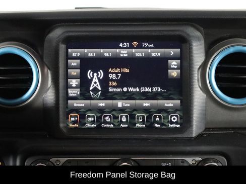 Used 2023 Jeep Wrangler Unlimited Rubicon 4xe w/ Cold Weather Group AWD/4WD image 25