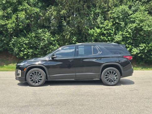Used 2023 Chevrolet Traverse RS AWD/4WD image 3