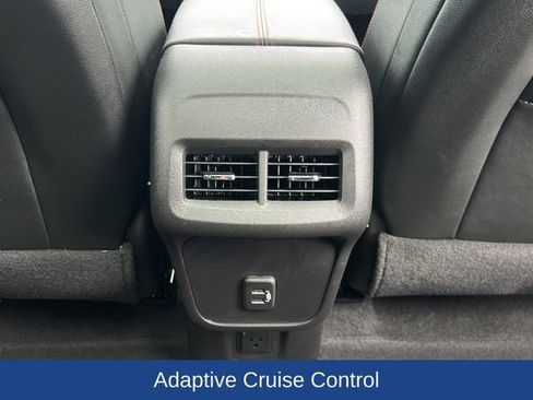 Certified 2023 Chevrolet Equinox RS AWD/4WD image 26