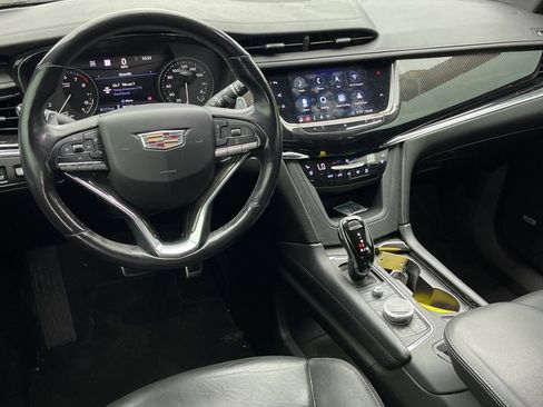 Used 2020 Cadillac XT6 Sport AWD/4WD image 12