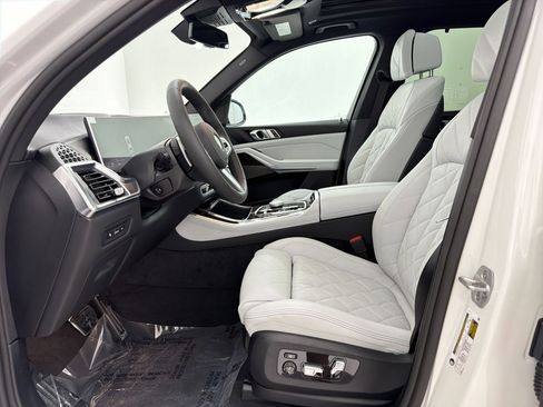 New 2026 BMW X5 sDrive40i w/ M Sport Package image 5