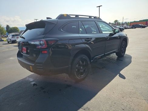 Used 2025 Subaru Outback Wilderness image 65