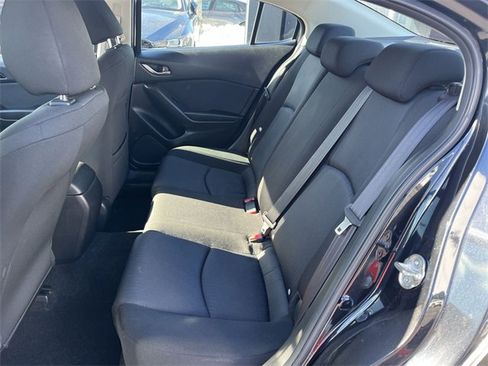 Used 2015 MAZDA MAZDA3 i Sport image 22