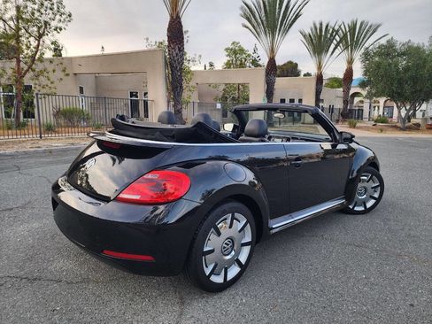 Used 2013 Volkswagen Beetle 2.5 FWD image 6