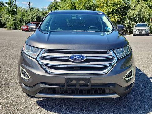 Used 2018 Ford Edge SEL w/ Equipment Group 201A AWD/4WD image 2