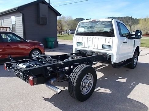Used 2024 Ford F350 XL w/ Snow Plow Prep Package AWD/4WD image 5