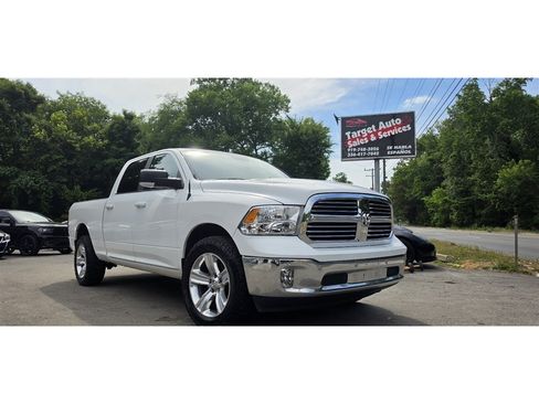 Used 2019 RAM 1500 Big Horn AWD/4WD image 1