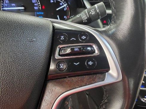 Used 2019 Cadillac XTS Luxury w/ Driver Awareness Package AWD/4WD image 18