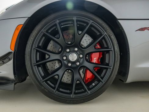 Used 2016 Dodge Viper ACR image 15