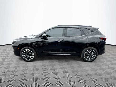Used 2025 Chevrolet Blazer RS w/ Driver Confidence II Package FWD image 9