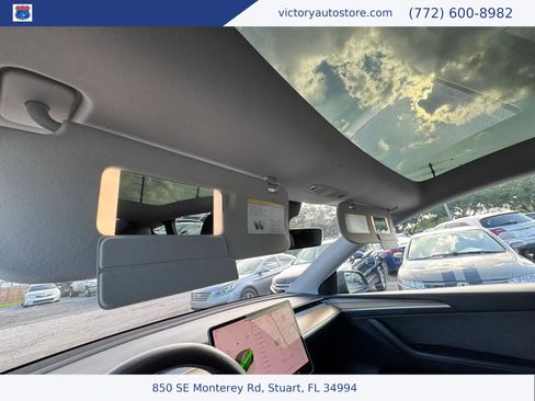 Used 2022 Tesla Model Y Performance AWD/4WD image 39