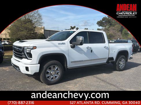New 2026 Chevrolet Silverado 2500 High Country w/ High Country Premium Package AWD/4WD image 1