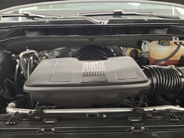 Used 2025 GMC Yukon XL AT4 w/ AT4 Premium Plus Package AWD/4WD image 45