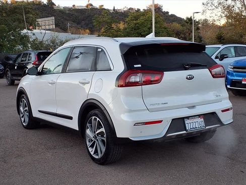 Used 2017 Kia Niro Touring image 7