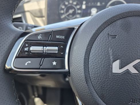 New 2026 Kia Seltos SX AWD/4WD image 18