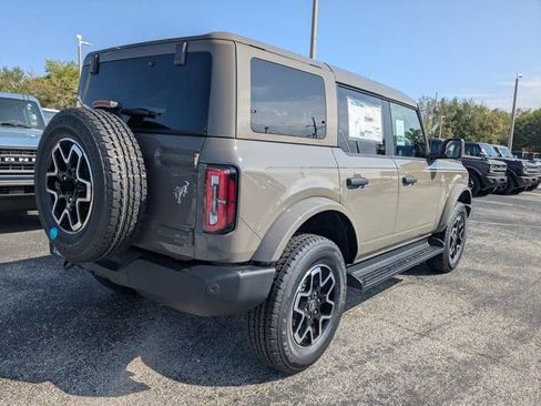 New 2026 Ford Bronco Outer Banks image 5