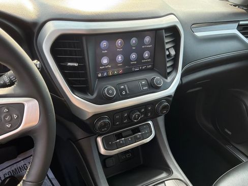 Used 2023 GMC Acadia SLT w/ Elevation Edition FWD image 28