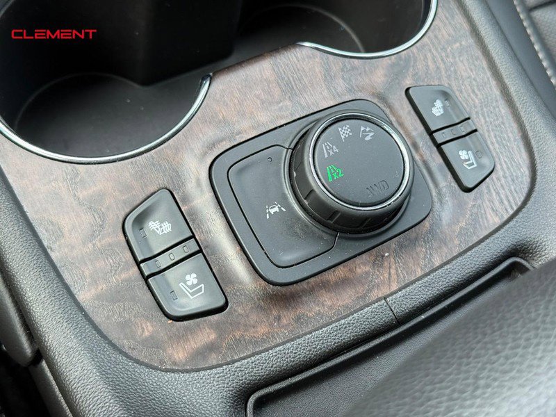 Used 2023 GMC Acadia Denali w/ Denali Technology Package AWD/4WD image 27