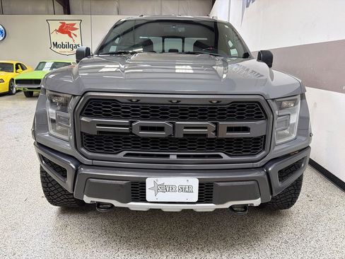 Used 2018 Ford F150 Raptor w/ Equipment Group 801A Mid AWD/4WD image 30
