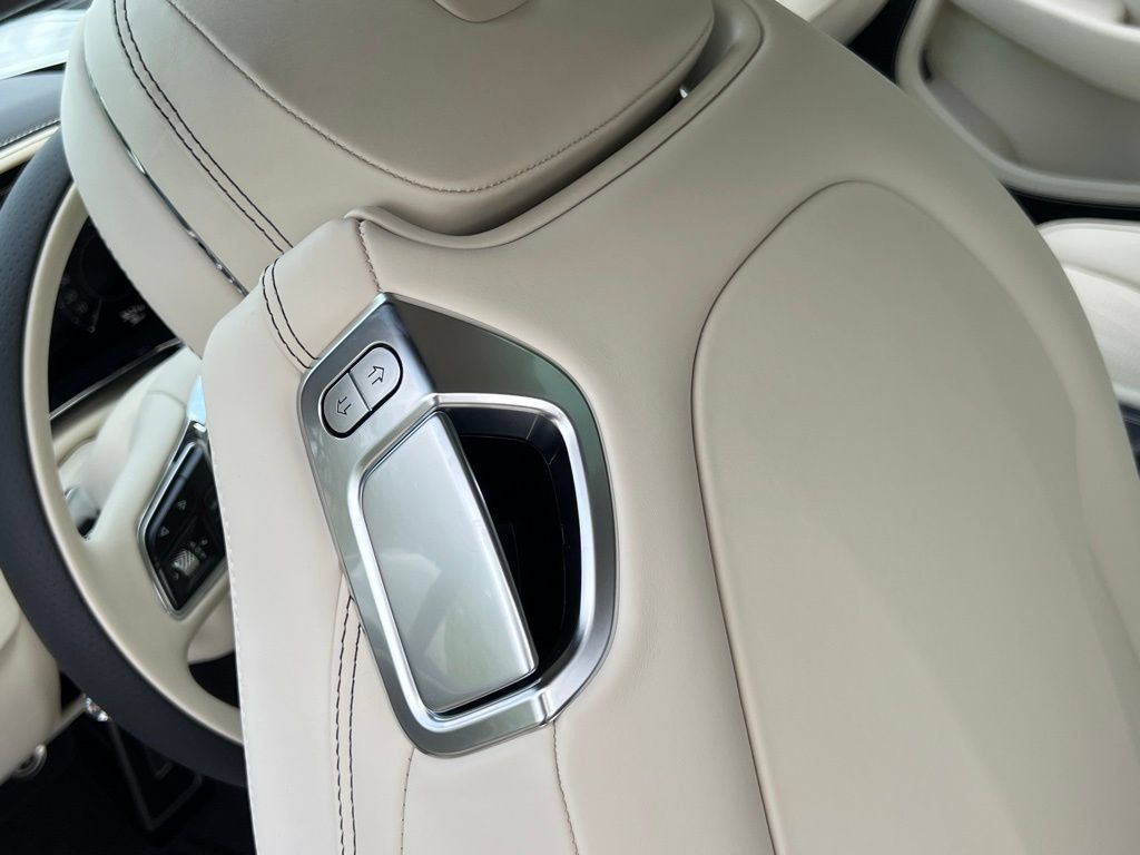 Used 2026 Bentley Continental GT Azure AWD/4WD image 28