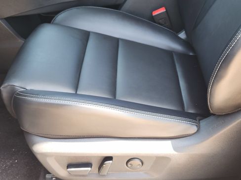 Used 2023 Nissan Rogue SV w/ SV Premium B Package FWD image 27