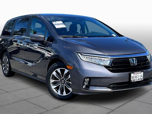 Used 2023 Honda Odyssey EX-L image 2