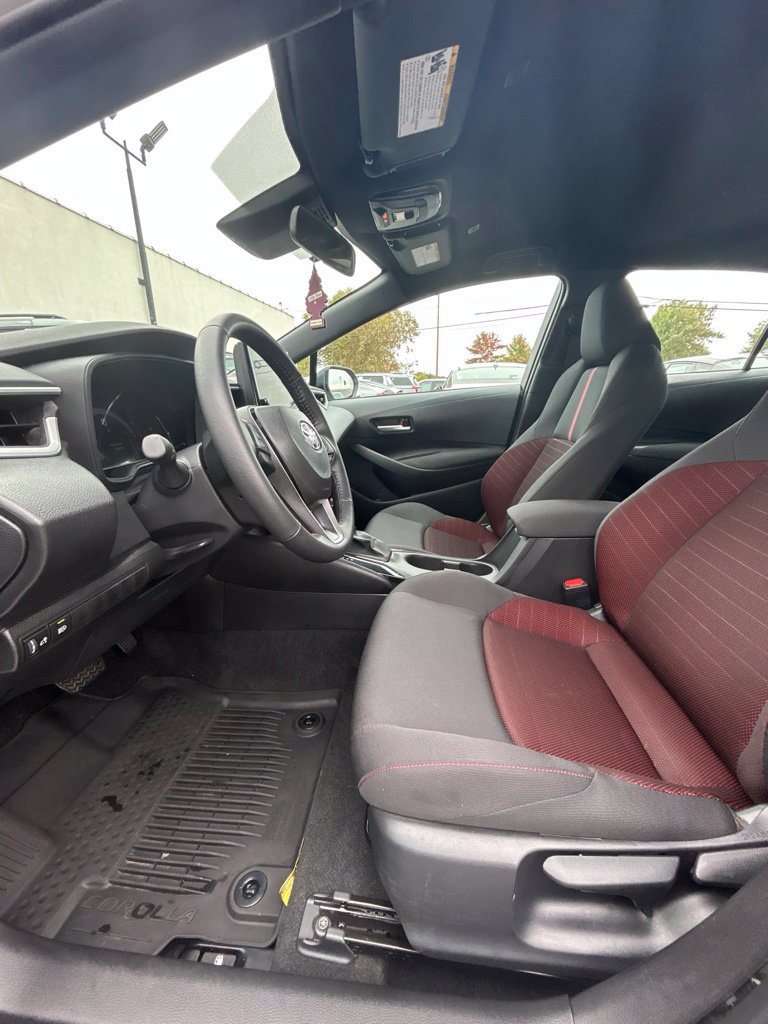Used 2026 Toyota Corolla SE FWD image 12