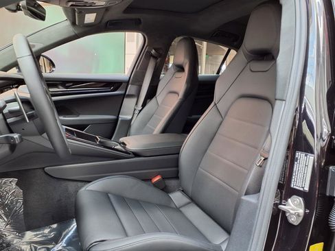 New 2025 Porsche Panamera Turbo image 46