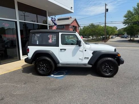 Used 2026 Jeep Wrangler Sport AWD/4WD image 27