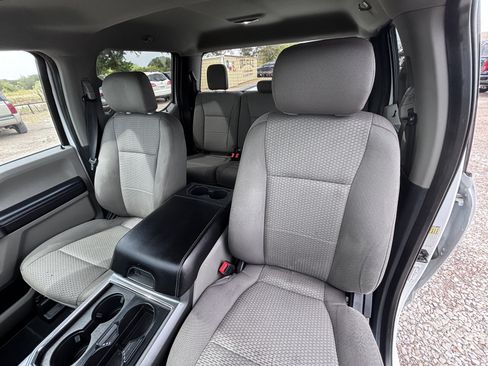 Used 2021 Ford F350 XLT w/ XLT Premium Package AWD/4WD image 12