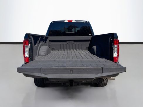 Used 2019 Ford F250 Lariat w/ Lariat Ultimate Package AWD/4WD image 12