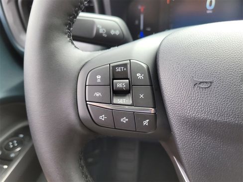 New 2025 Ford Maverick Lariat w/ Black Appearance Package image 28