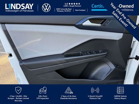 Certified 2022 Volkswagen Taos SE image 10