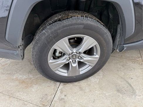 Used 2025 Toyota RAV4 XLE image 9