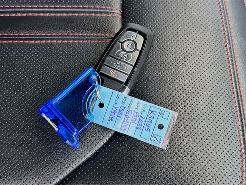 Used 2022 Ford Expedition Max Limited image 37