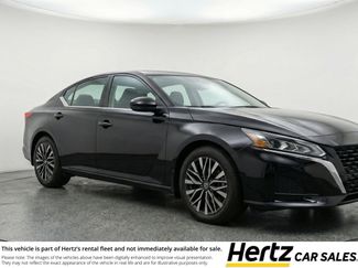 Used 2025 Nissan Altima 2.5 SV video 1