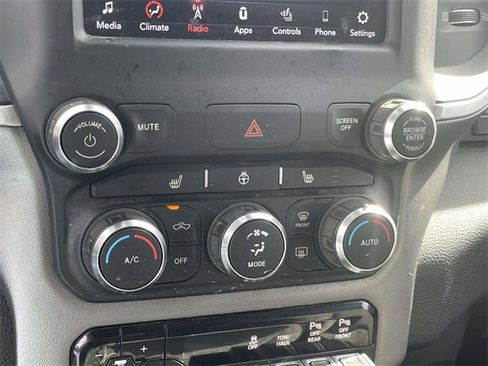 Used 2020 RAM 1500 Big Horn image 22