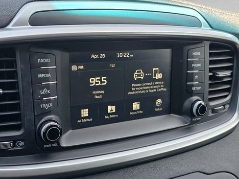 Used 2020 Kia Sorento LX FWD image 22