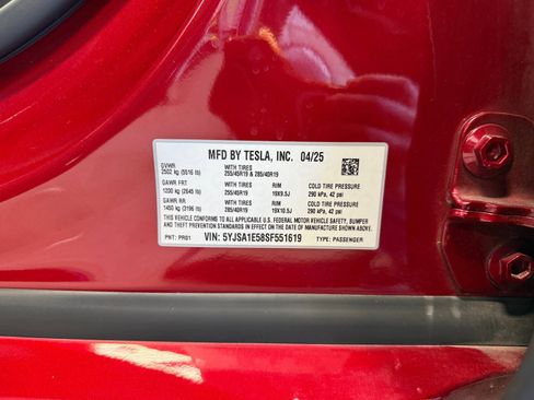 Used 2025 Tesla Model S image 25