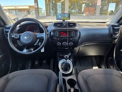 Used 2016 Kia Soul image 8